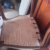 6 chaises Louis XV – tapisserie traditionnelle à ressorts – bois massi