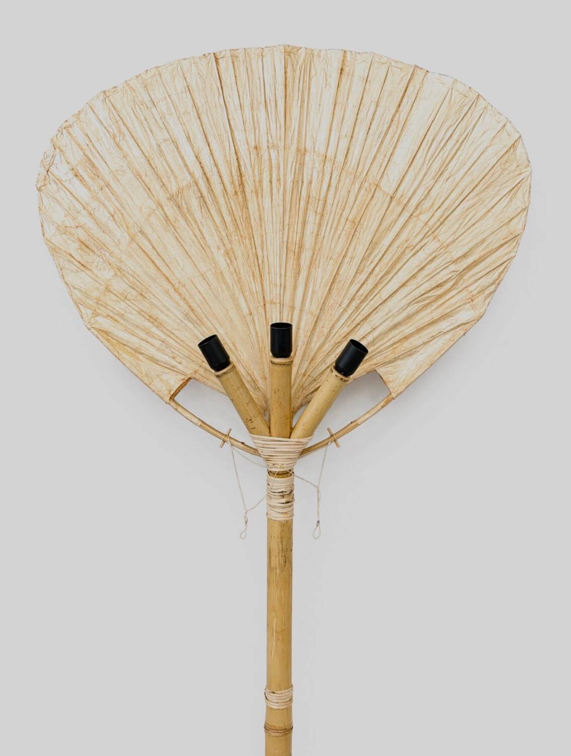 Uchiwa floor lamp large by Ingo Maurer for Design M.