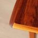 Table basse vintage Everest en noyer – style « planche de surf » (années 60)