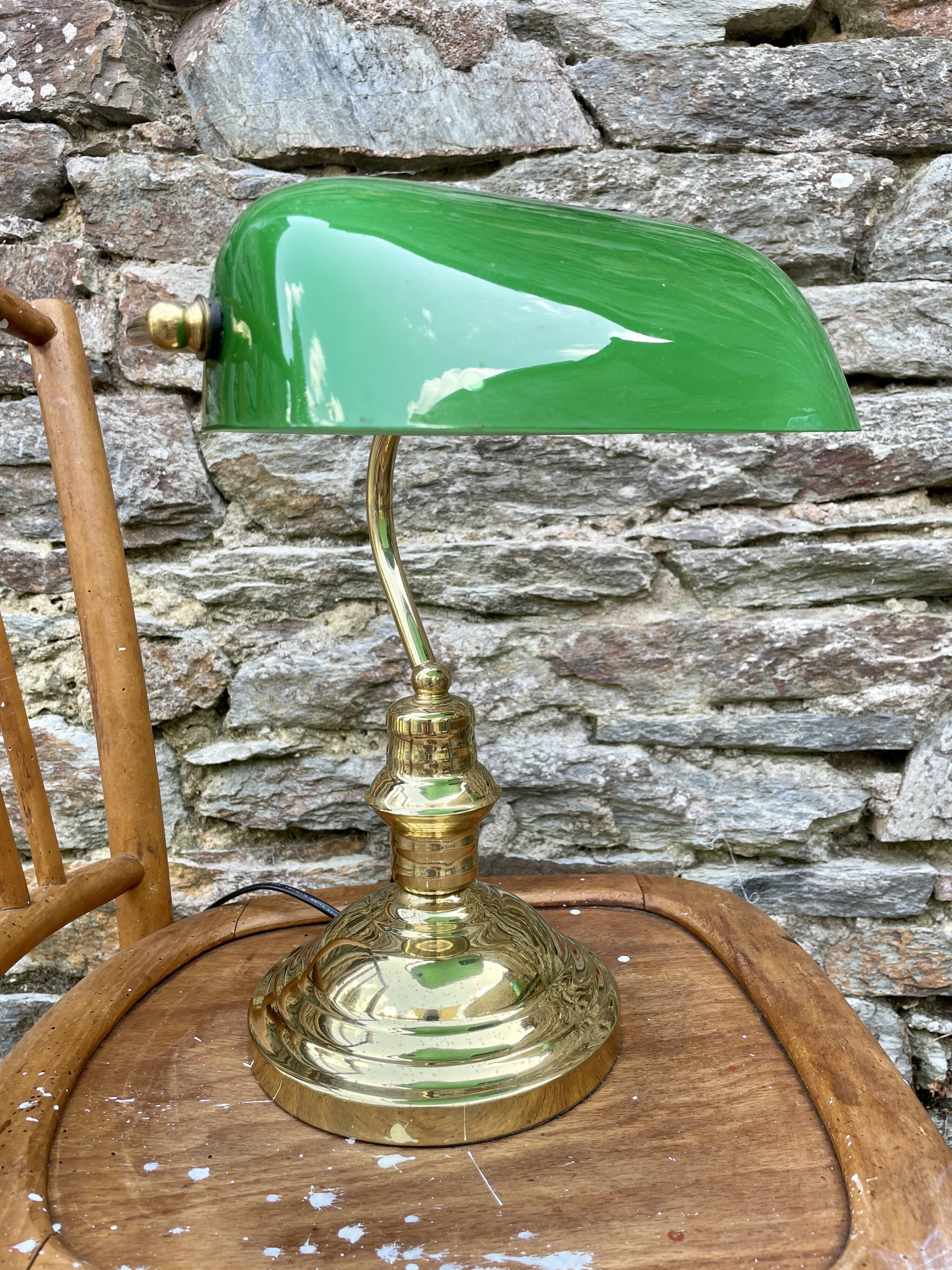 Notary lamp, banker in green opaline