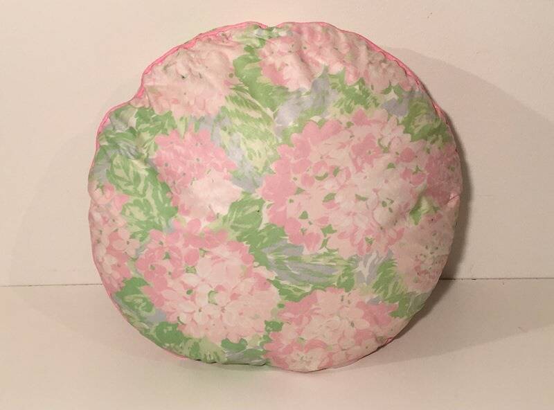 Round cushion with piping, 35 cm