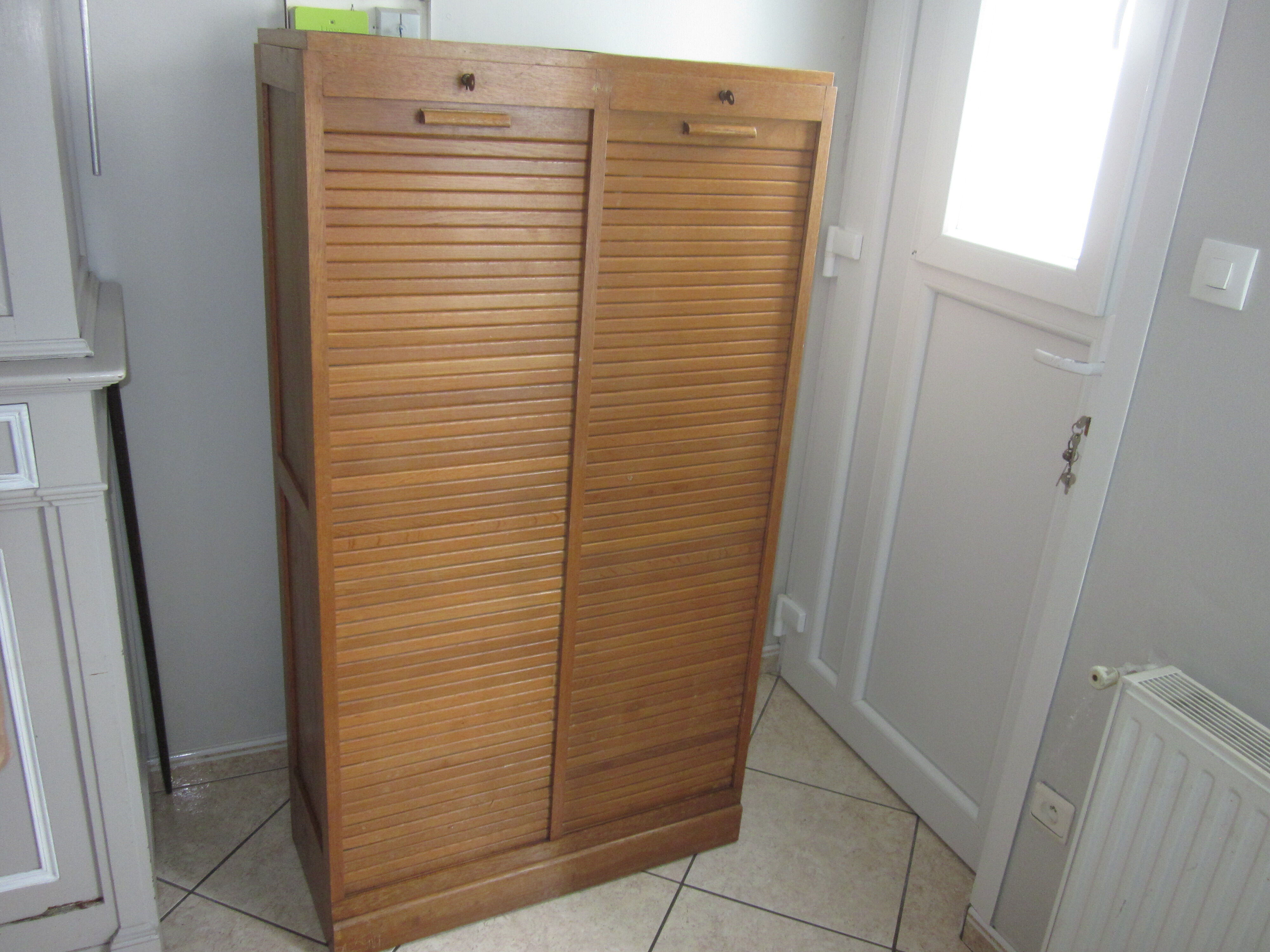 Double curtain binder from the 60s