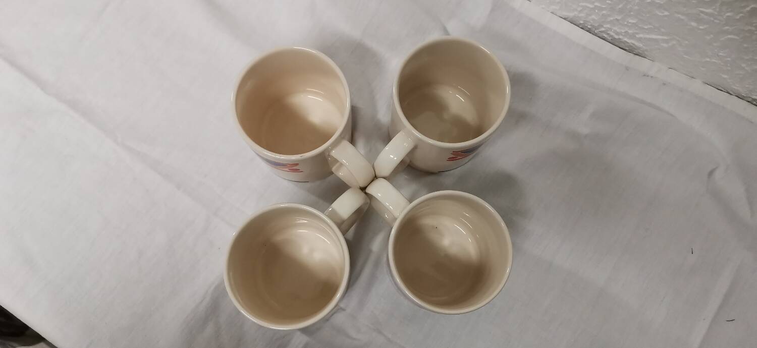 Mugs années 80
