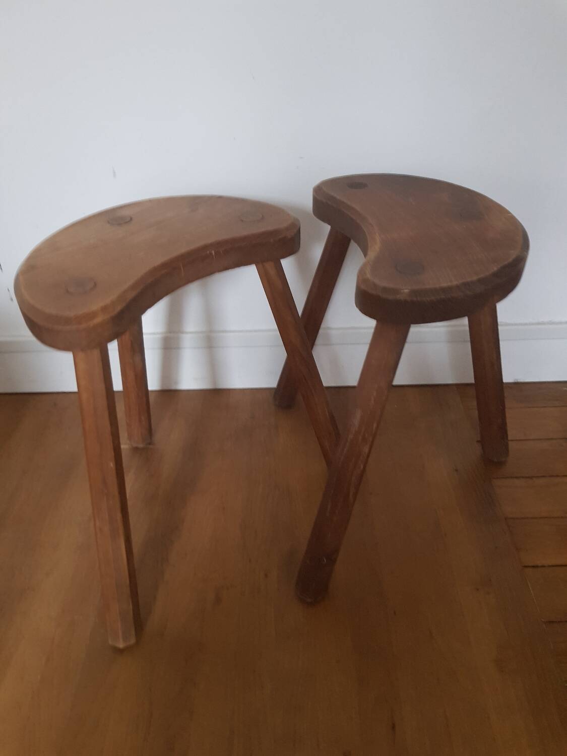 Set of 2 high vintage tripods