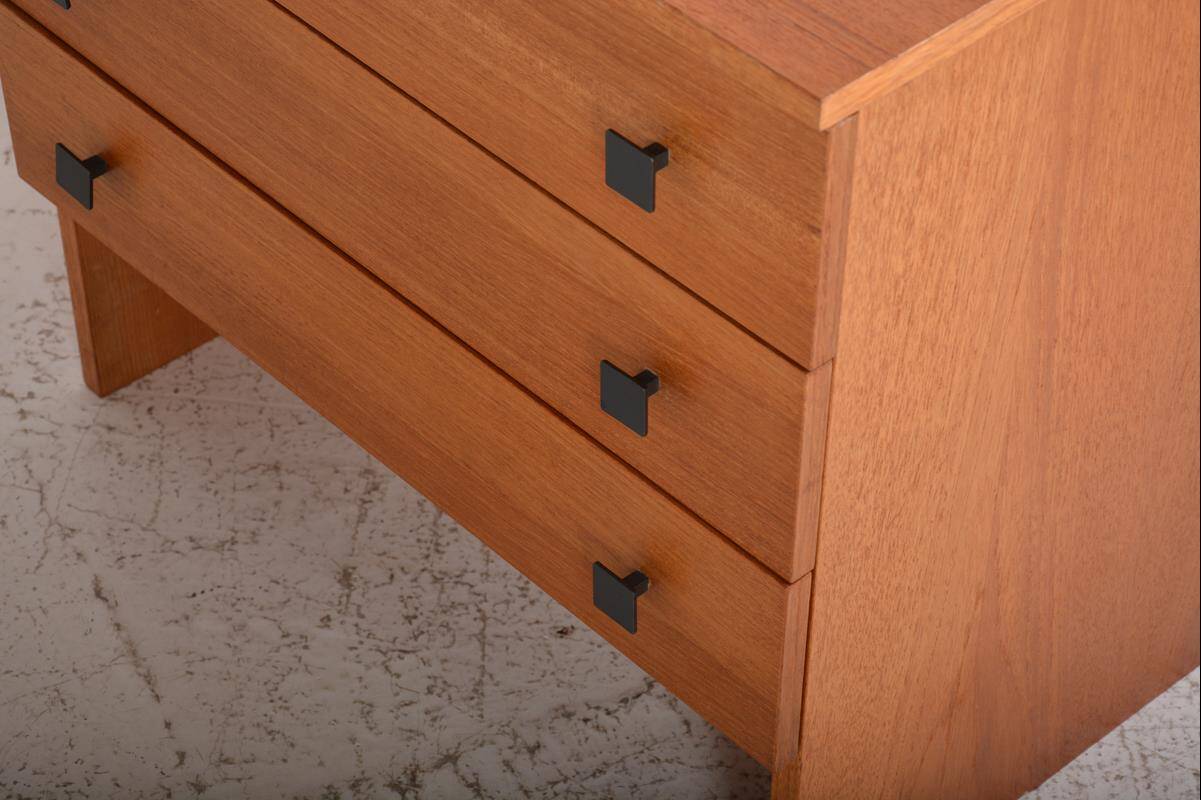 Storage unit dating from the 1950s