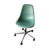 Chaise de bureau Ch.&R. Eames tournante, réglable en hauteur, estampillée et éditée par Vitra