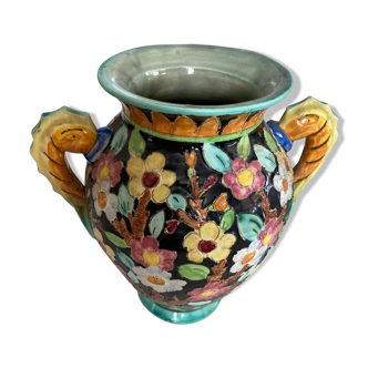 Vase with coves floral decoration signed Ceérat Monaco
