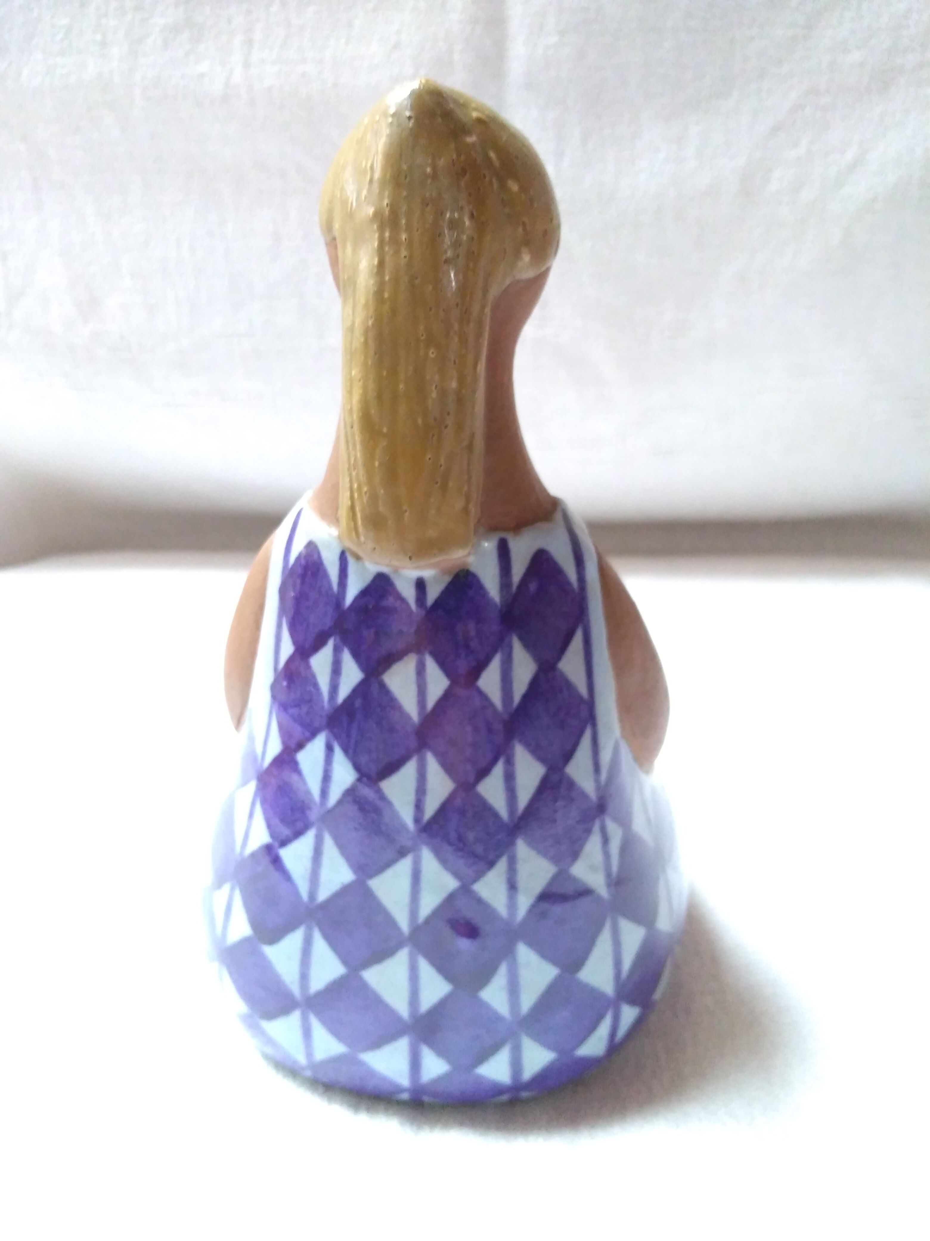 Statuette signed by Lisa Larson