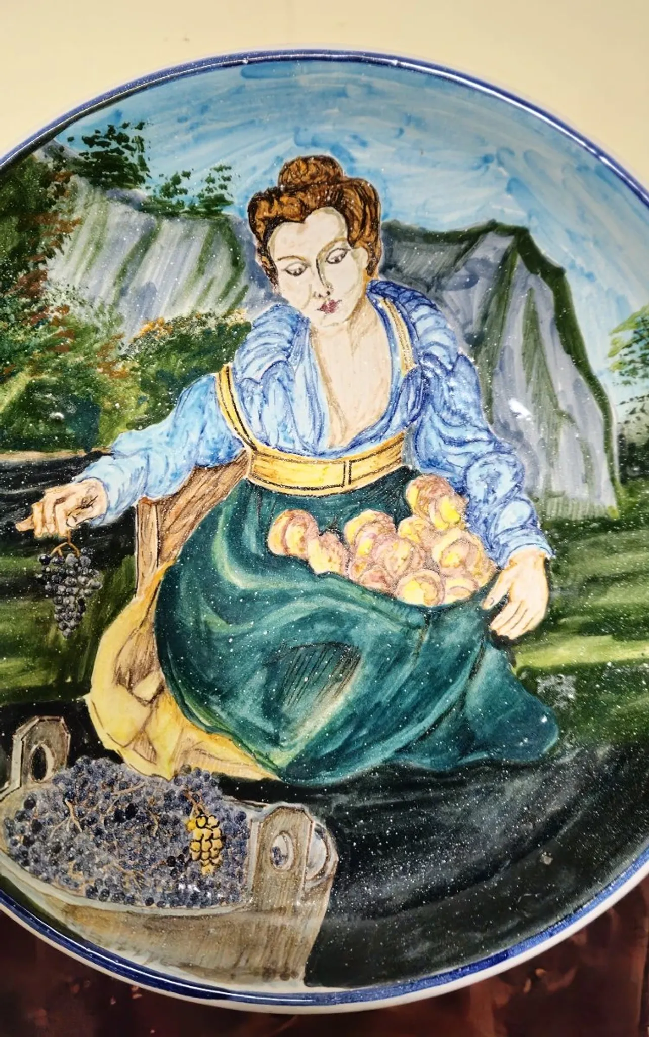 Decorative ceramic plate – Signed A. Del Bianco, Gubbio (Italy)