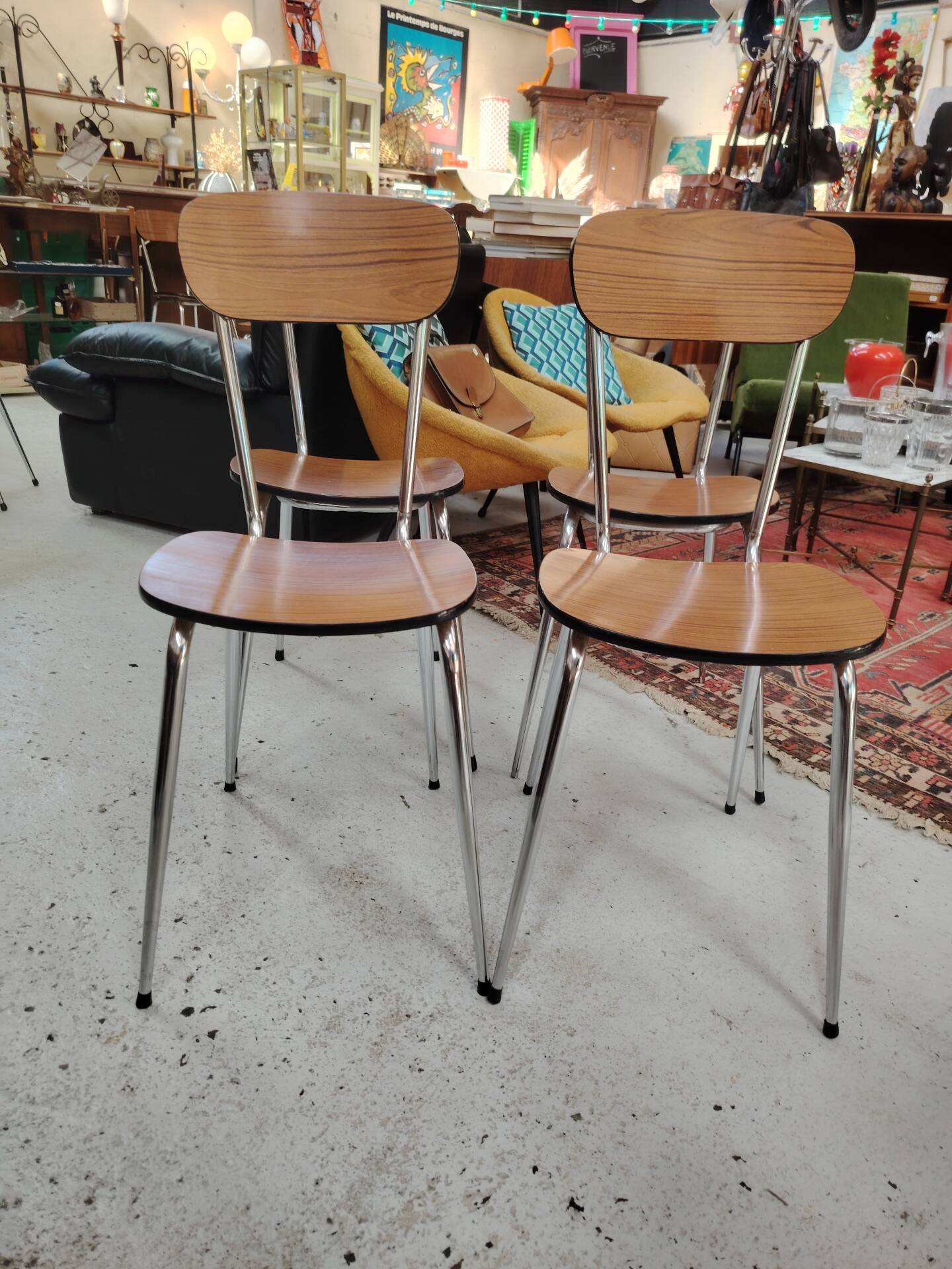 Set of 4 chairs in wood-effect Formica and chrome metal - 1970