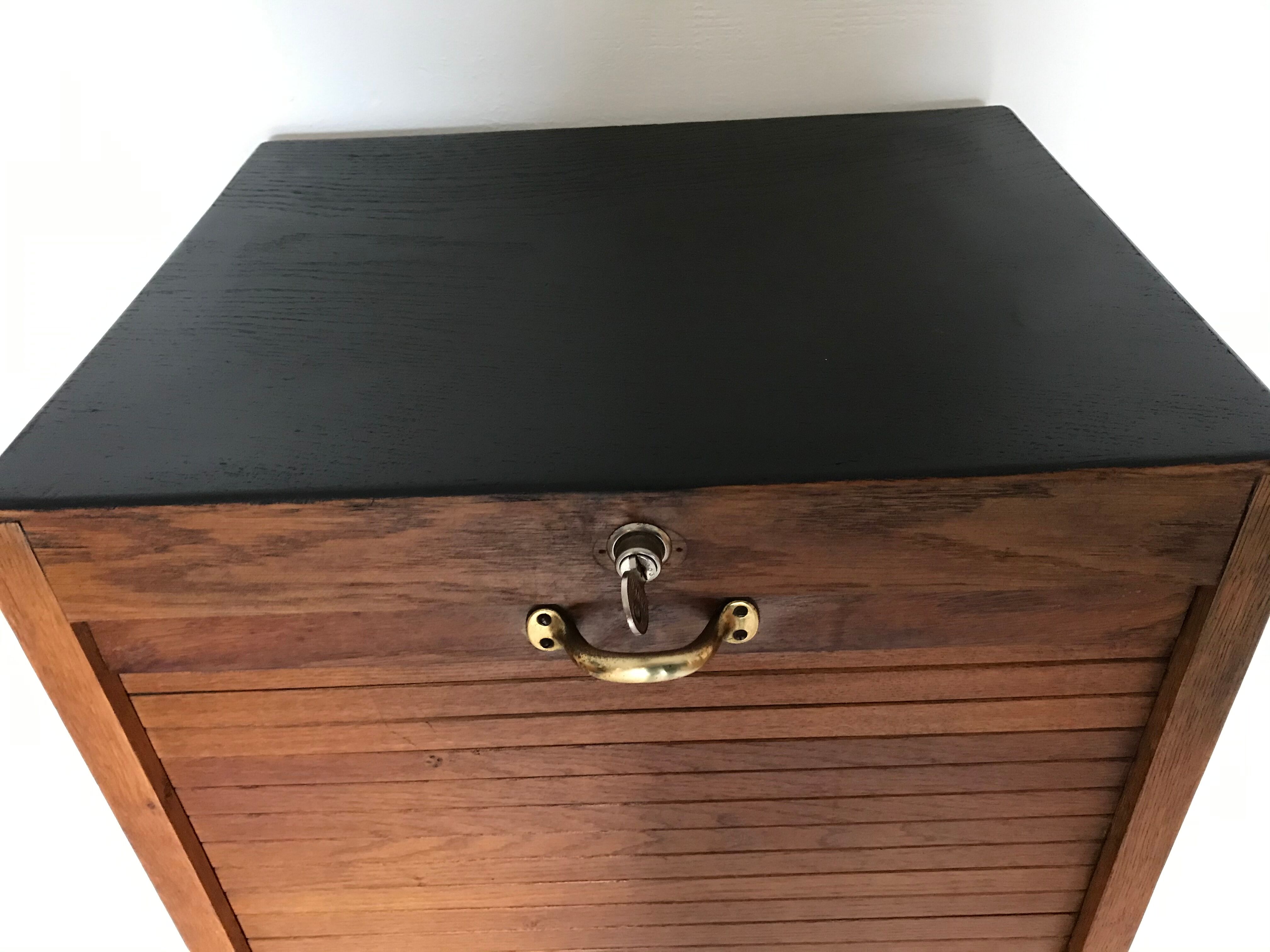 Vintage Curtain Classer Furniture