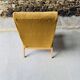 Fauteuil moutarde - bois et velours