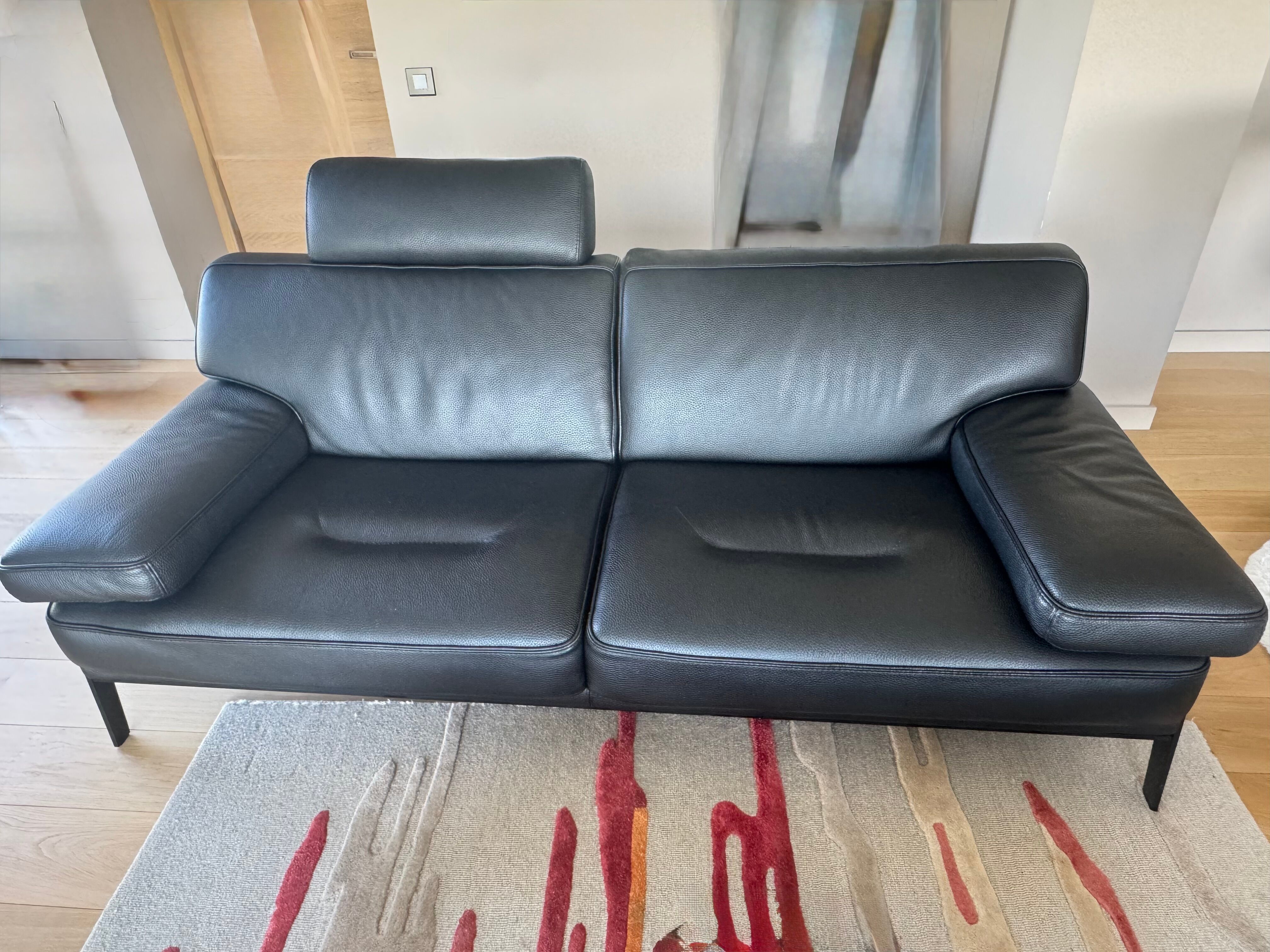 Leather canapés Roche Bobois
