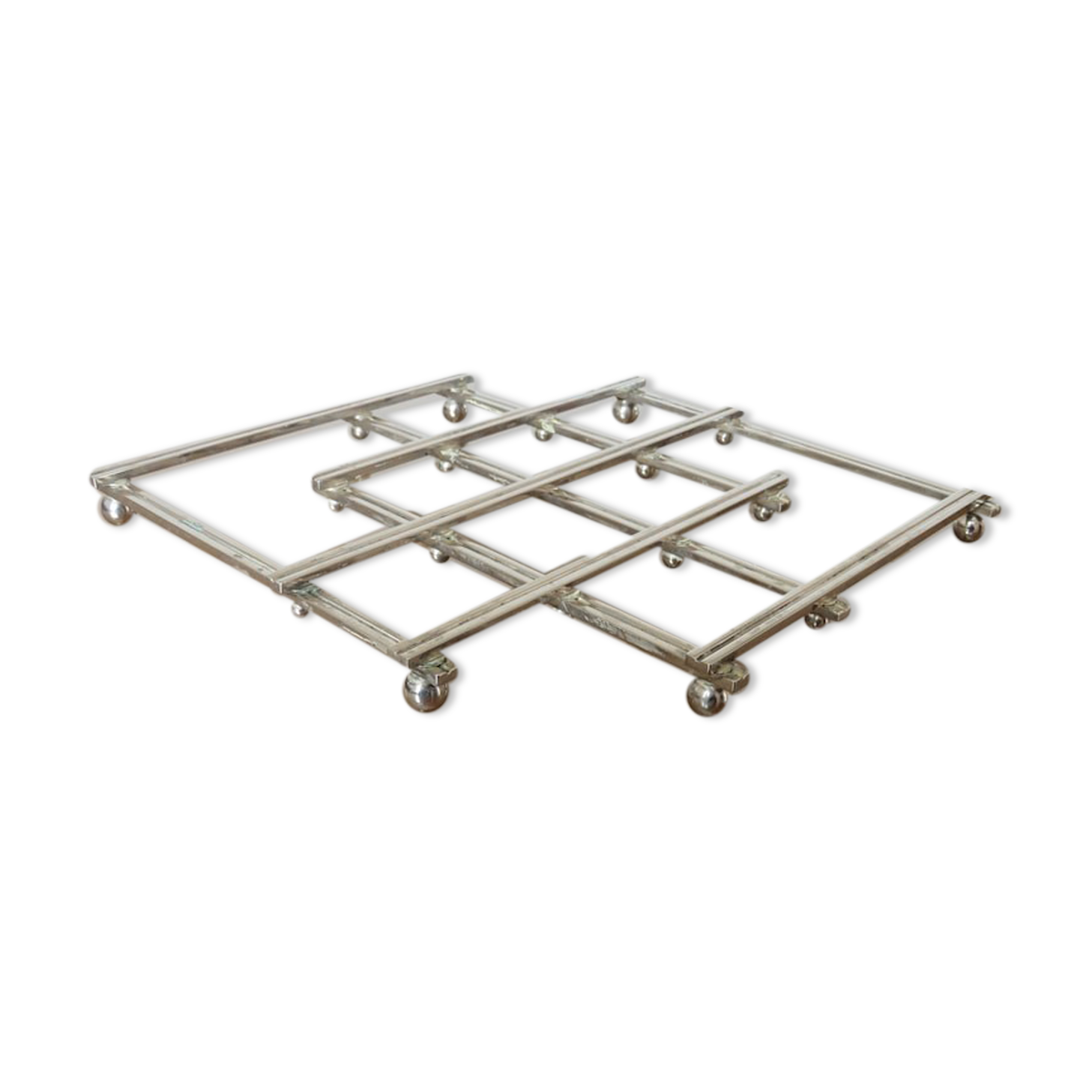 Extendable silver metal underside 40s 50s