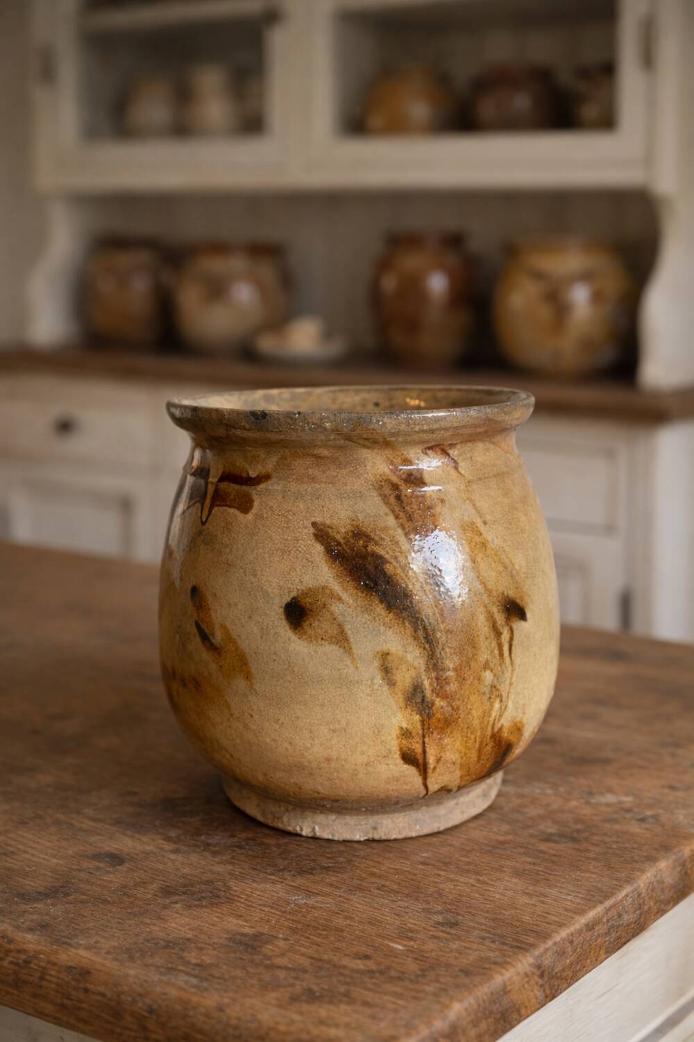 Antique glazed terracotta pot from the 19th century.