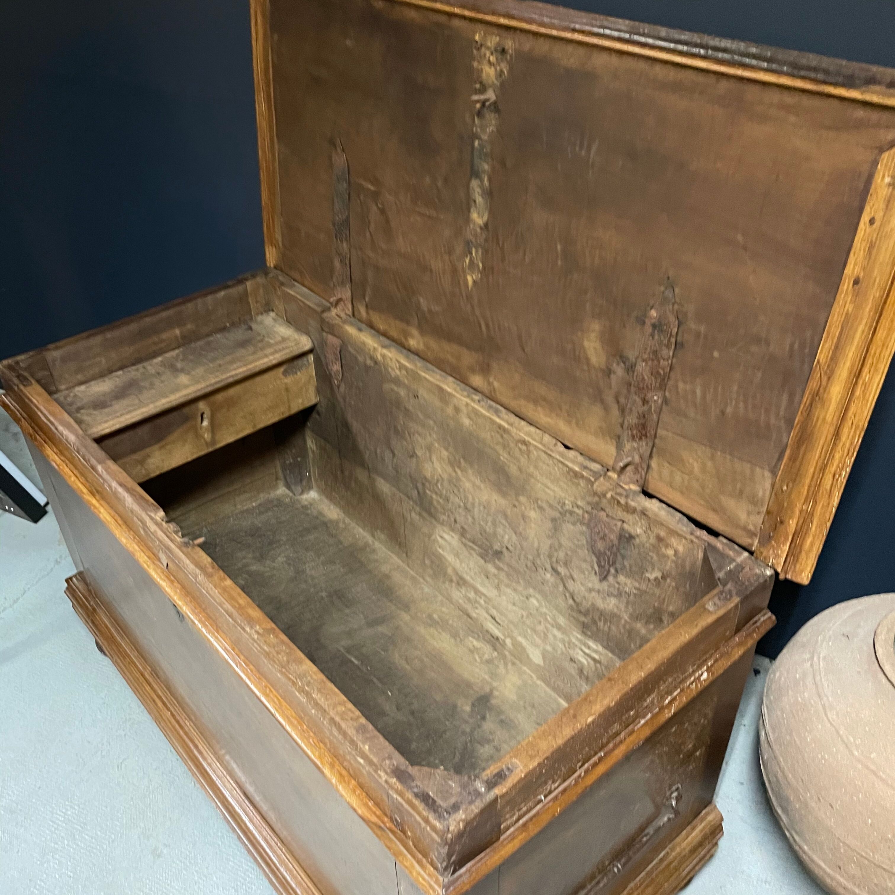 Languedoc chest old wood high period furniture