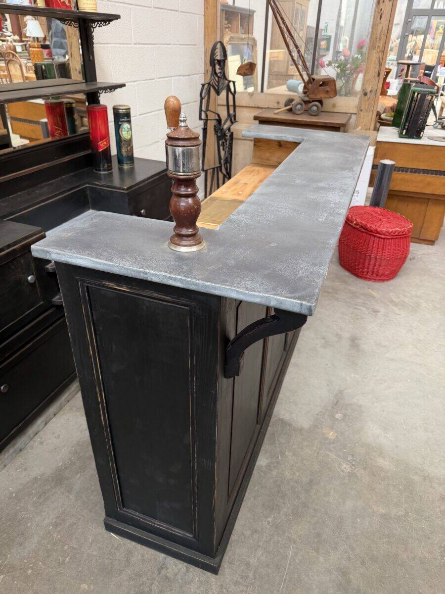 Ensemble de bar 1920