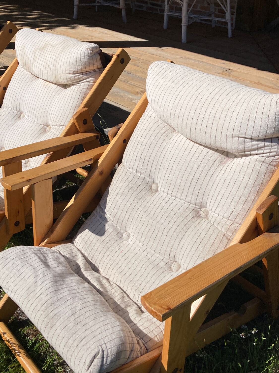 4 garden armchairs 1970 in pine and beige fabric