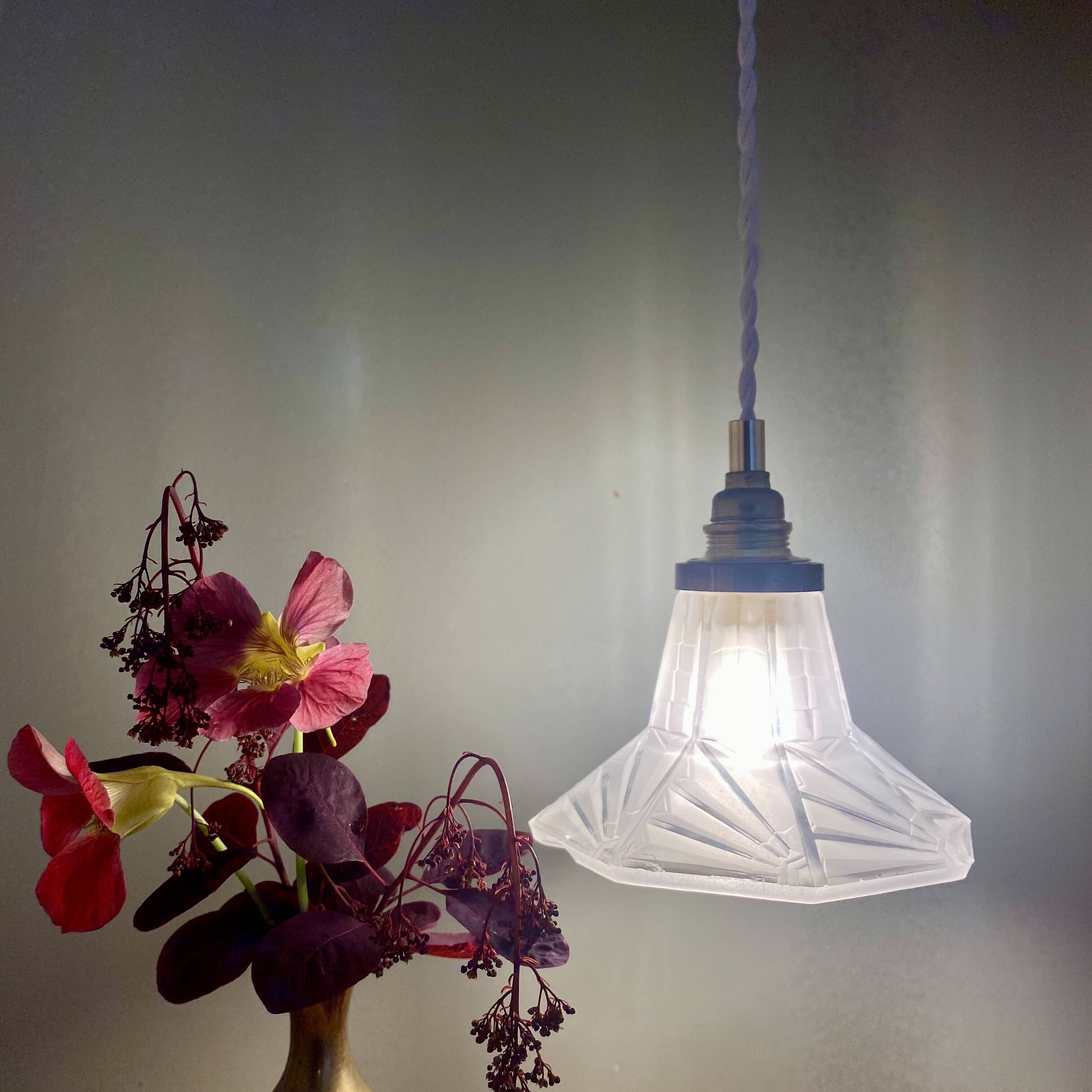 Vintage art deco frosted glass tulip pendant light