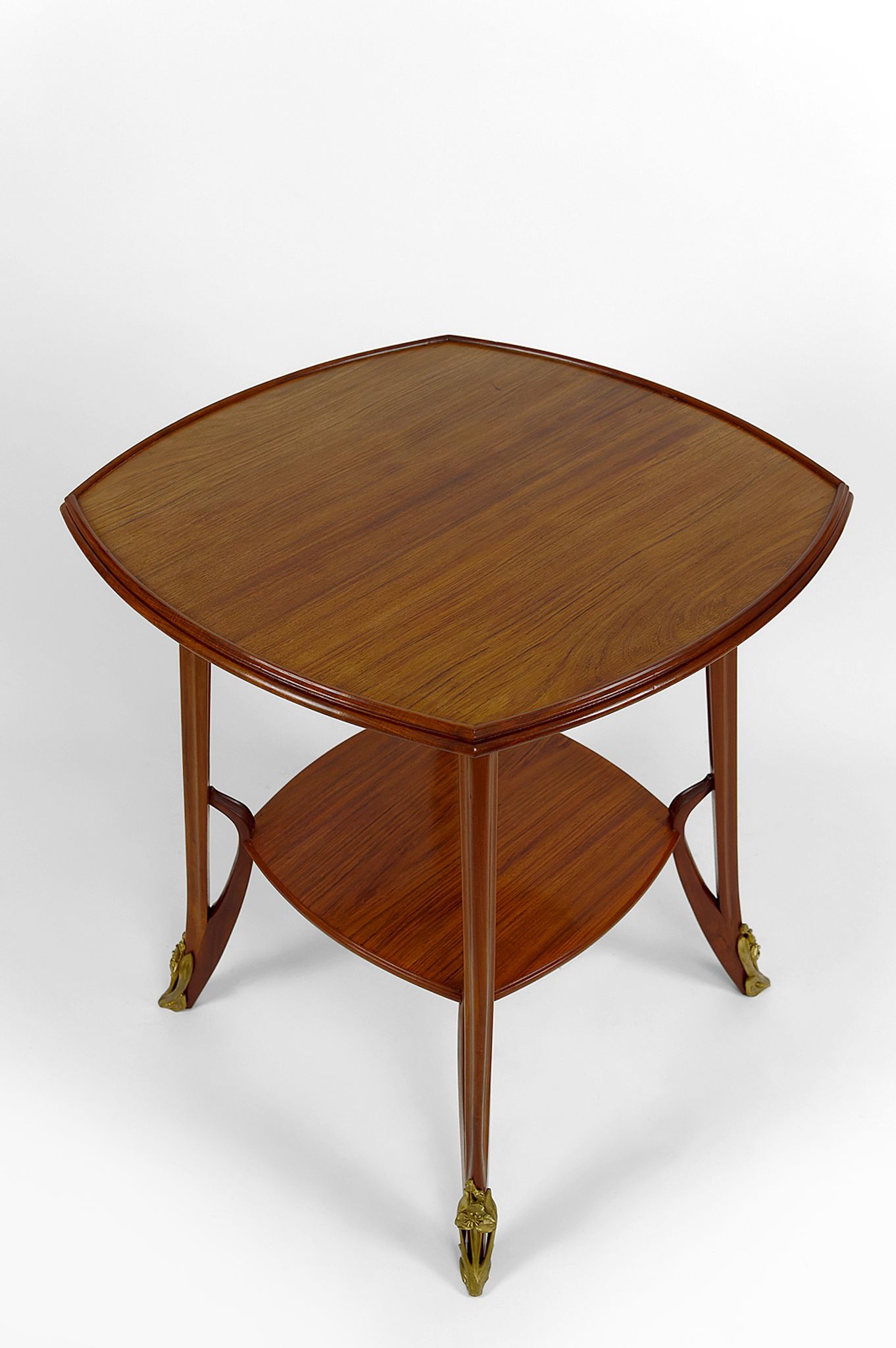 Pedestal table "Olga" by Louis Majorelle in mahogany, France, circa 1900
