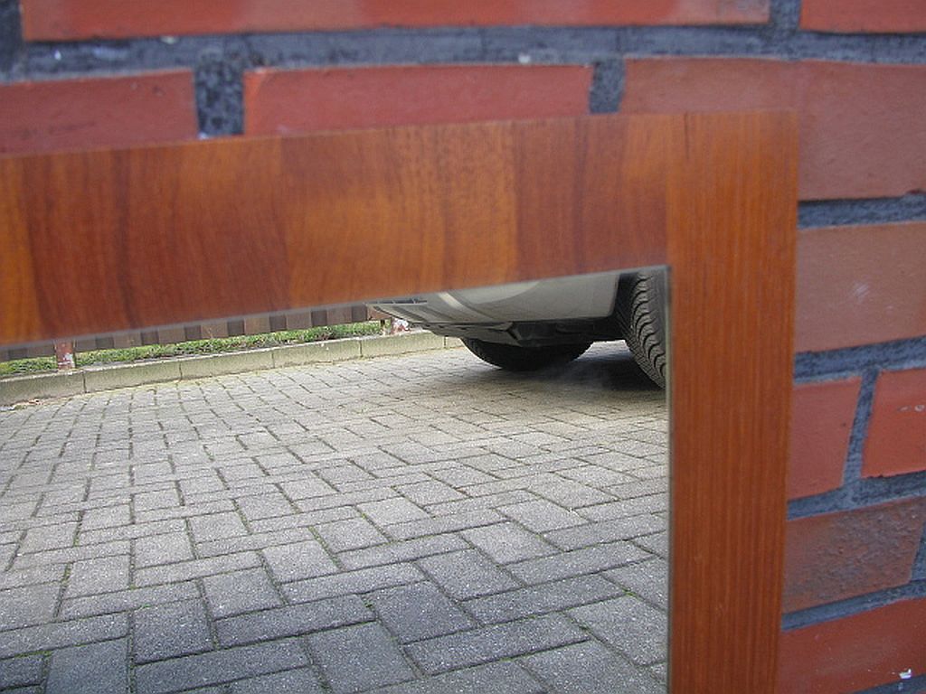 Miroir vintage en teck Danemark 1970 - 49x49cm