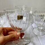 Six Luminarc dessert cups