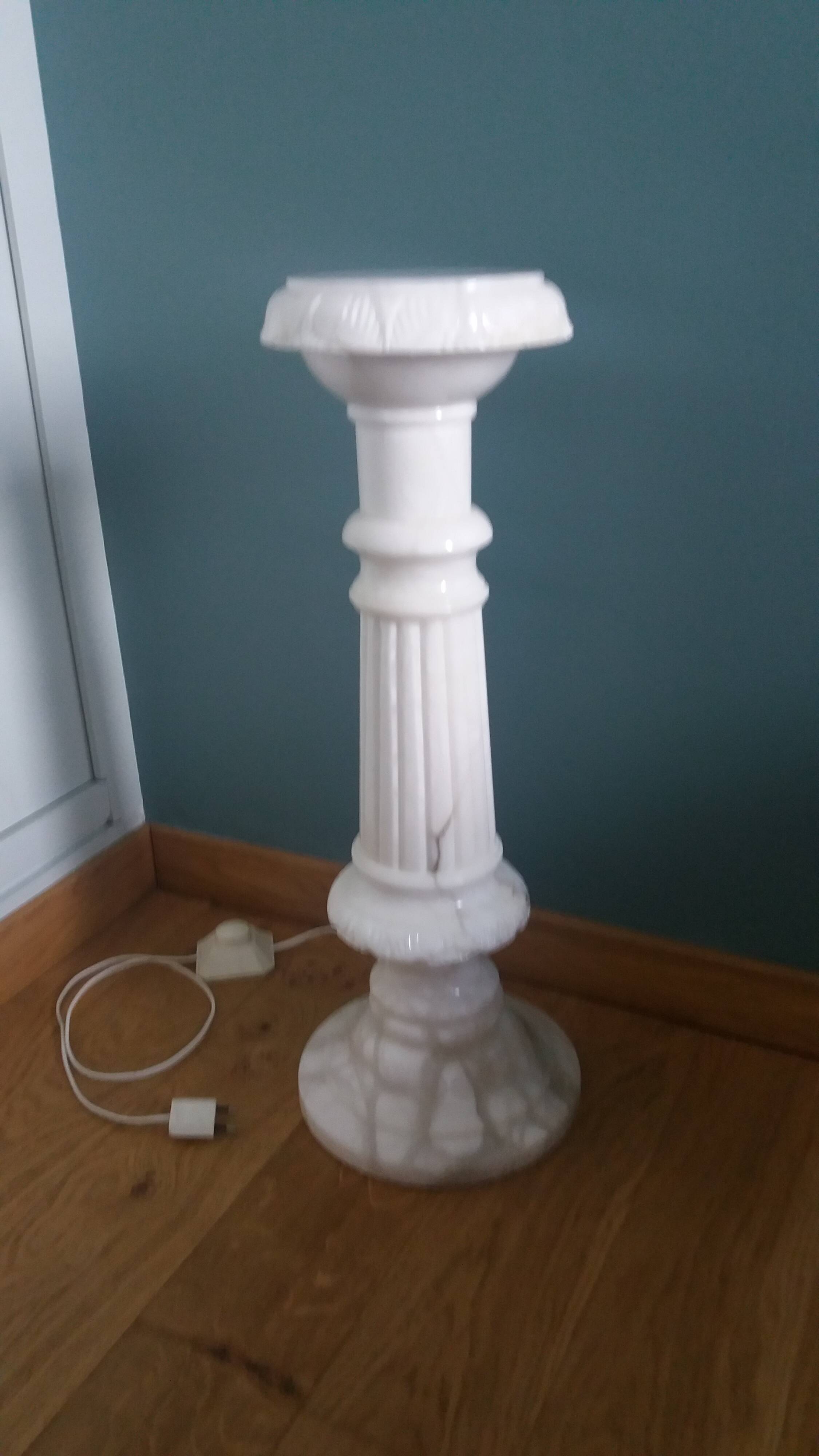 Alabaster light column