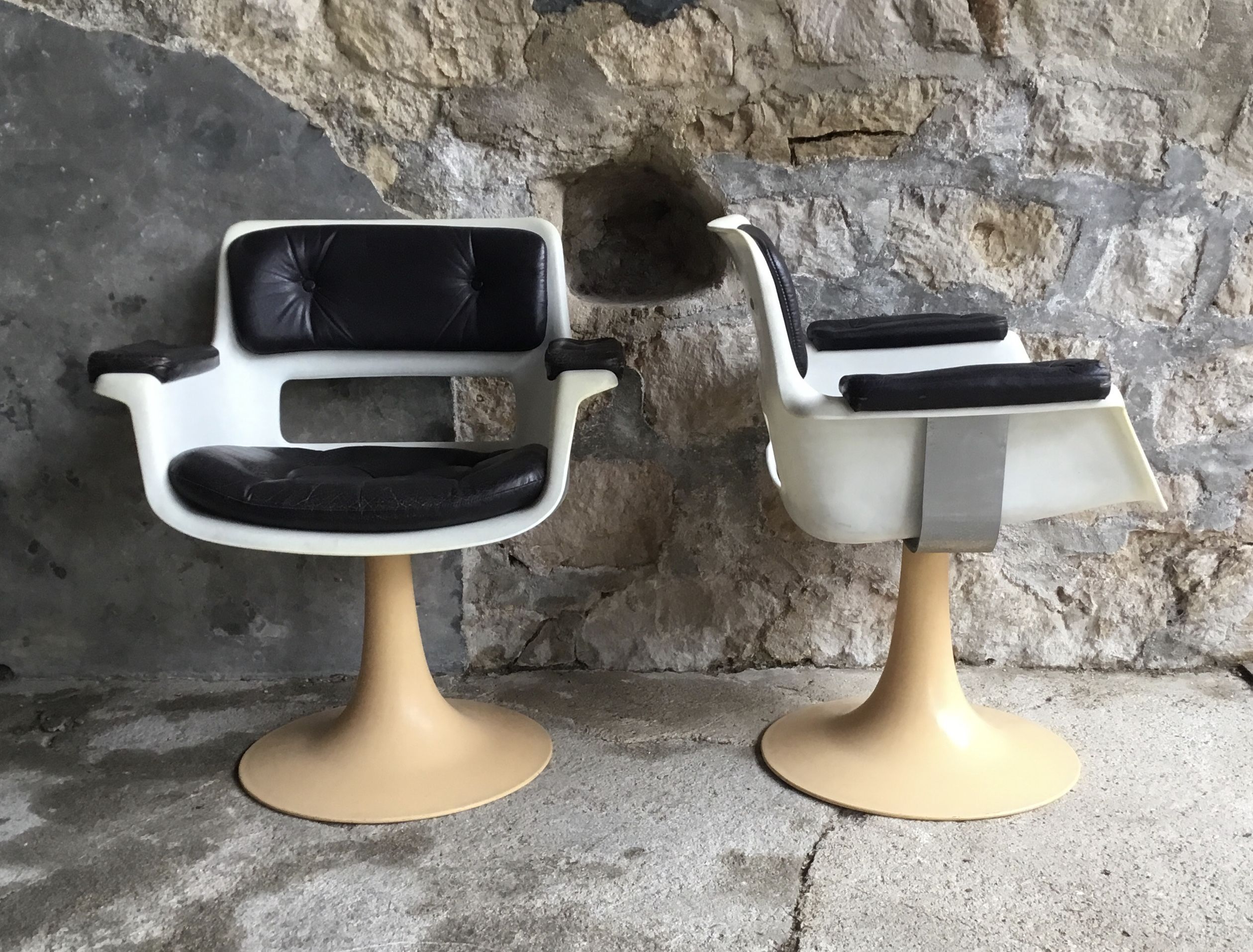 Pair of armchairs Albert Jacob tulip feet for Grosfillex - 1970