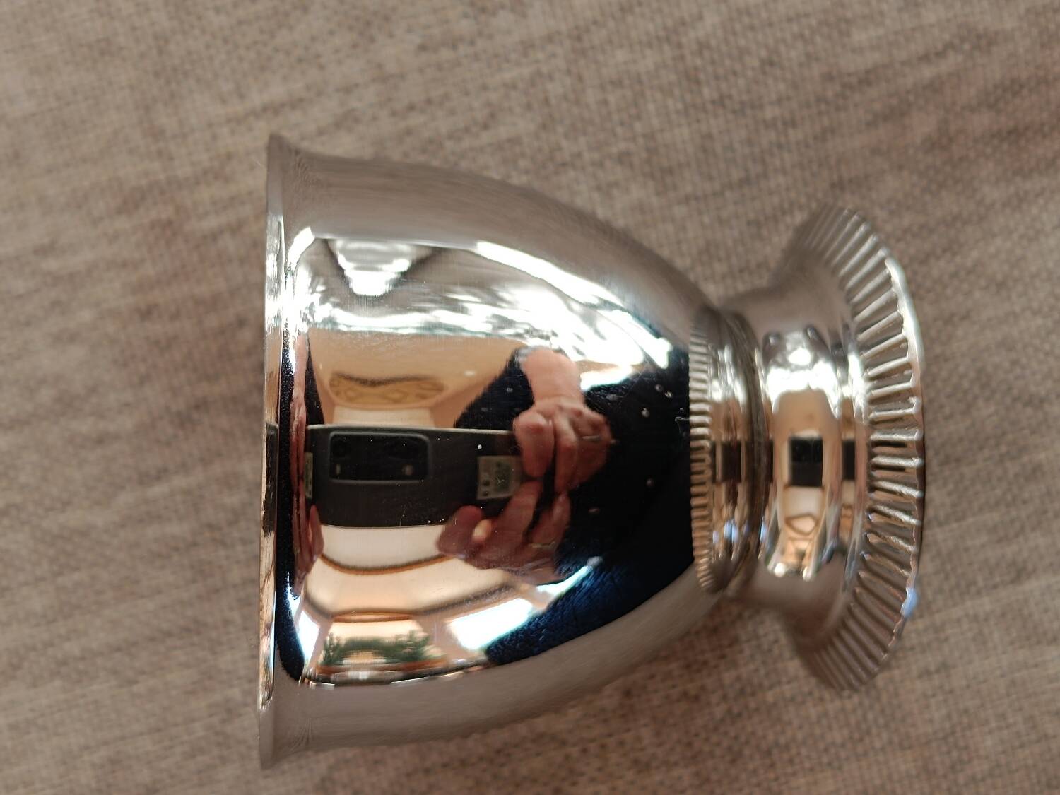 Set of 3 silver metal egg cups