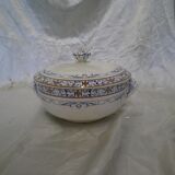 Soupière Creil et Montereau modèle Colbert