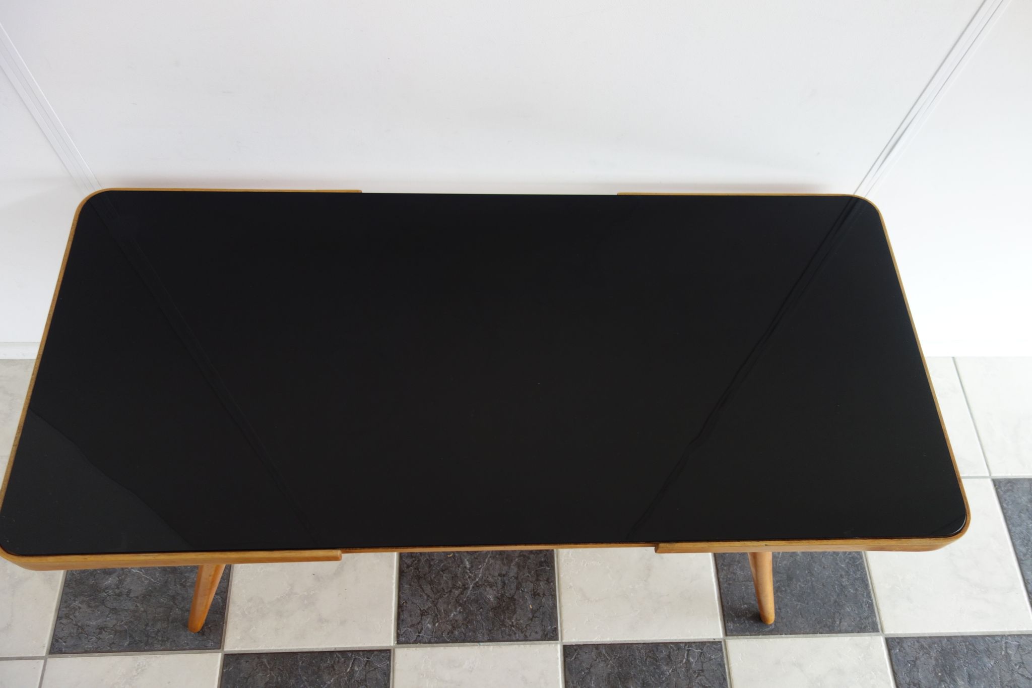 Table Jiri Jiroutek en verre des années 1960
