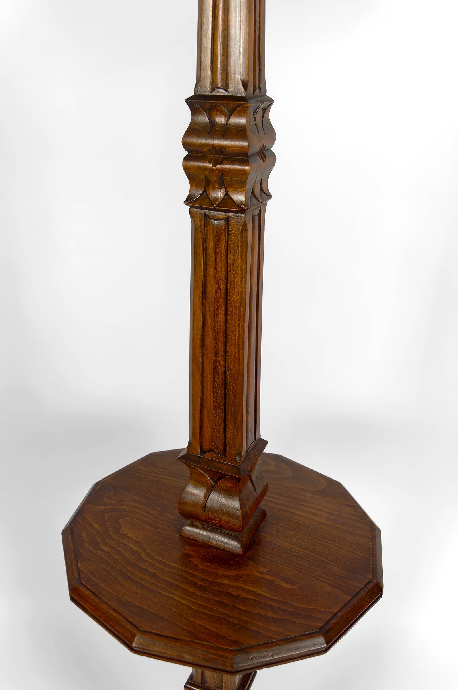 Important lampadaire arts & crafts, circa 1920