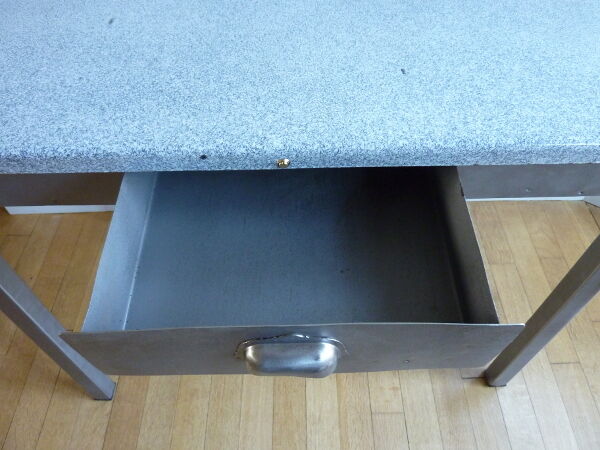 Metal kitchen table with gray speckled enameled top from the 1940s