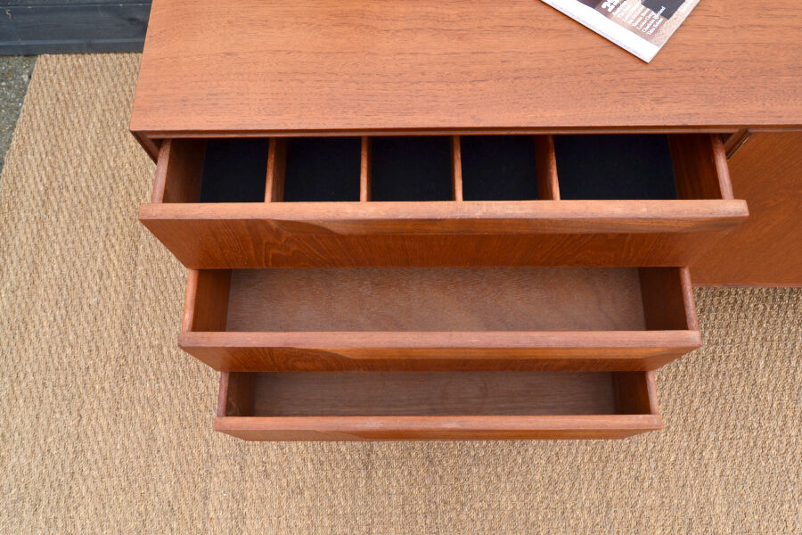 Enfilade en teck par McIntosh * 229 cm