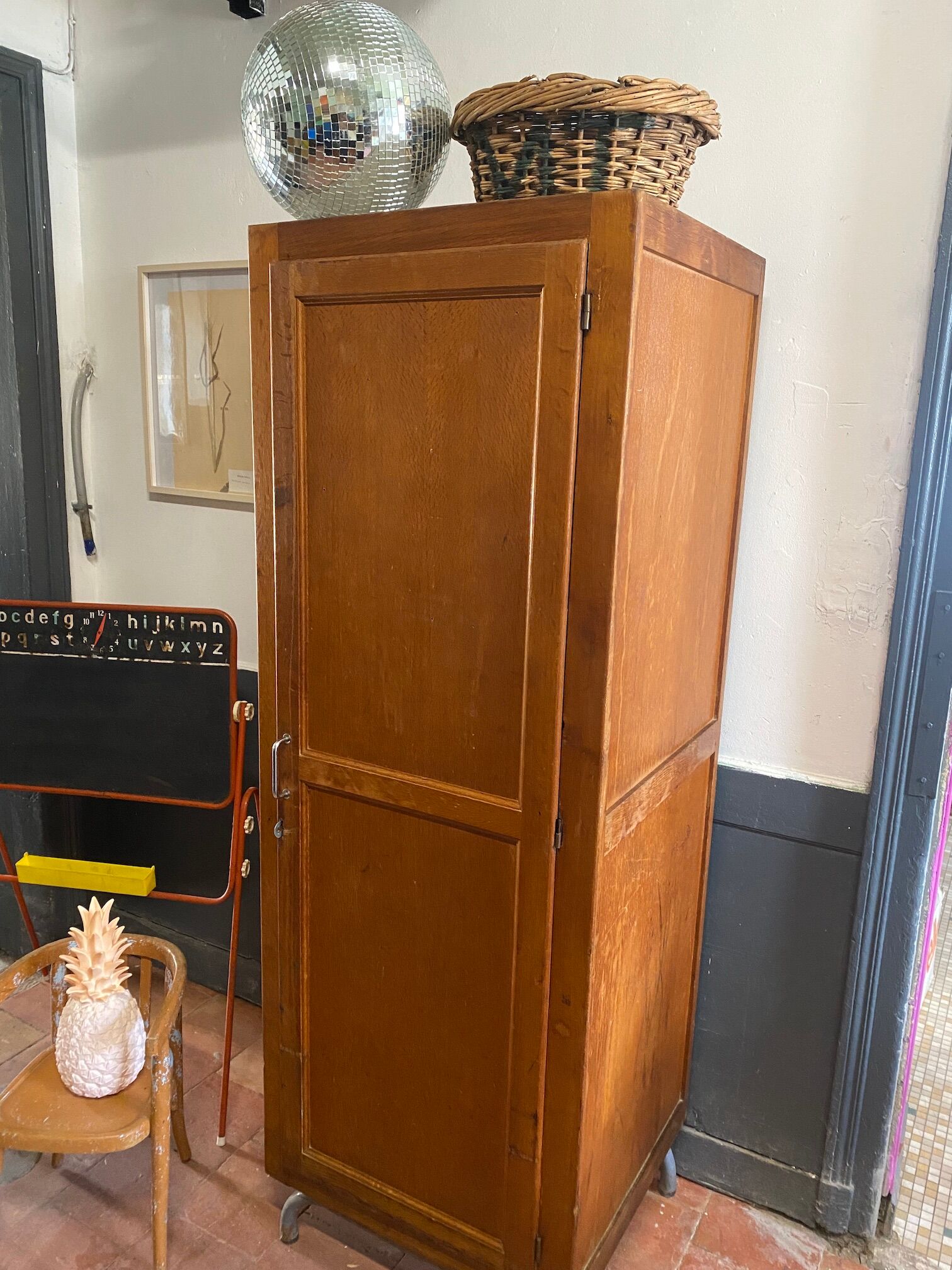 Wardrobe boarding locker room multiplex edition 1950