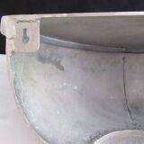 Modern aluminum cast-iron wall shelf