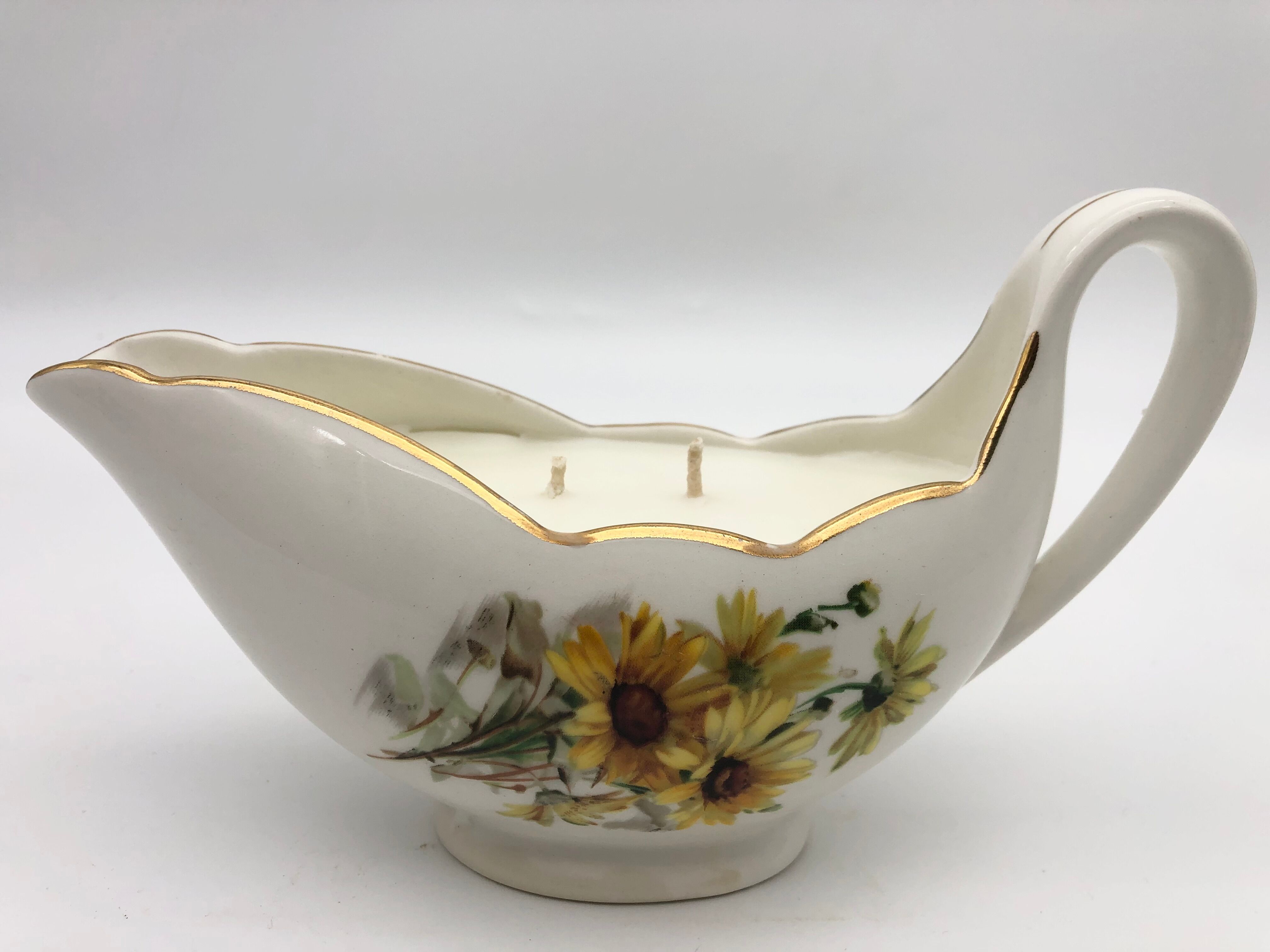 Candles "Saucière" for a shabby chic decoration