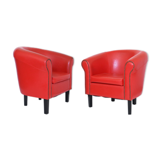 Paire de fauteuils en simili-cuir rouge vintage