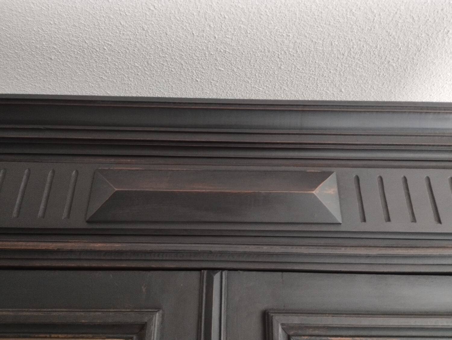 Old 2-door bookcase with black patina