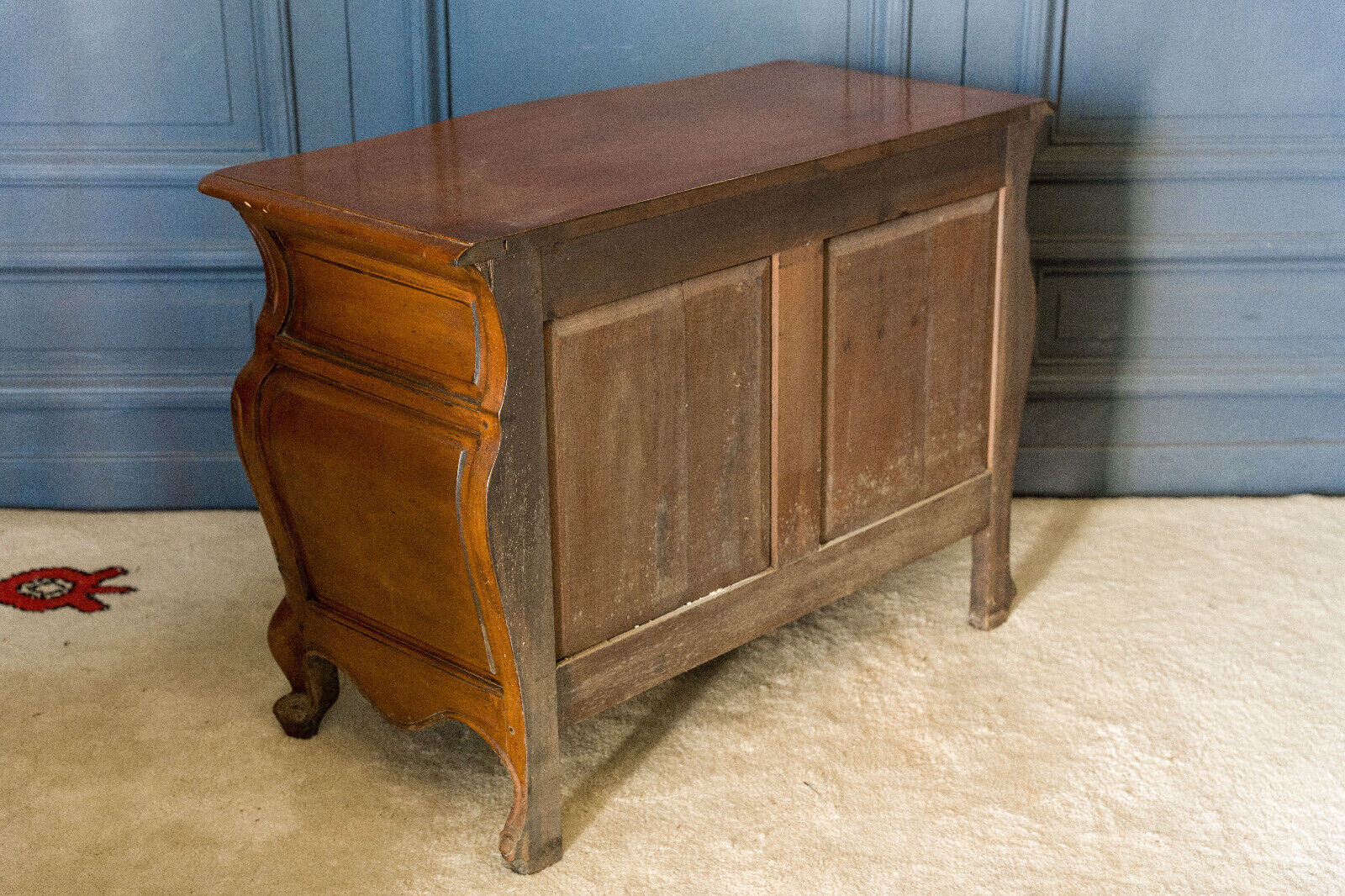Walnut chest of drawers Louis XV style 3 drawers Bronze handles Mid-twentieth