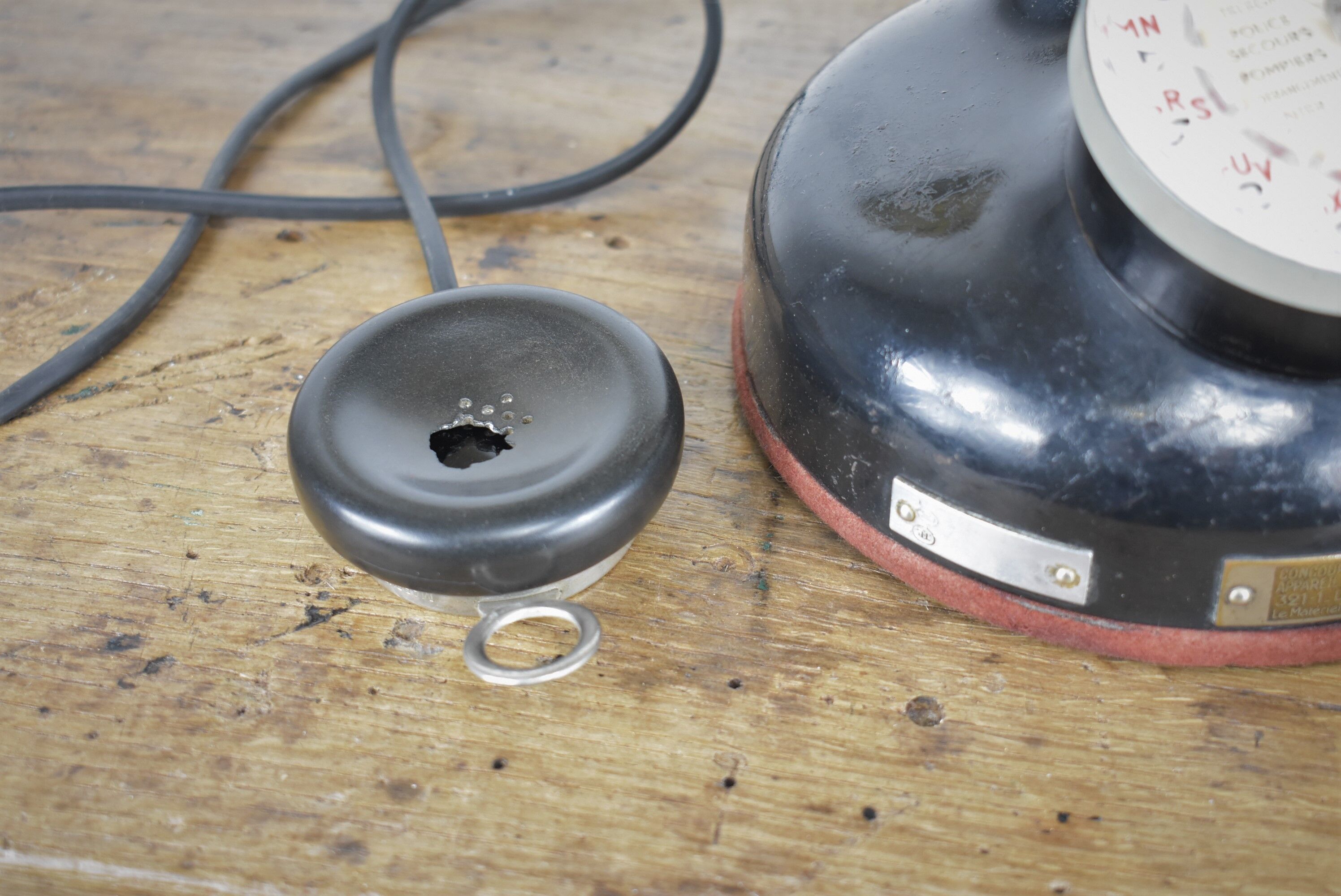 Old phone circa 1920