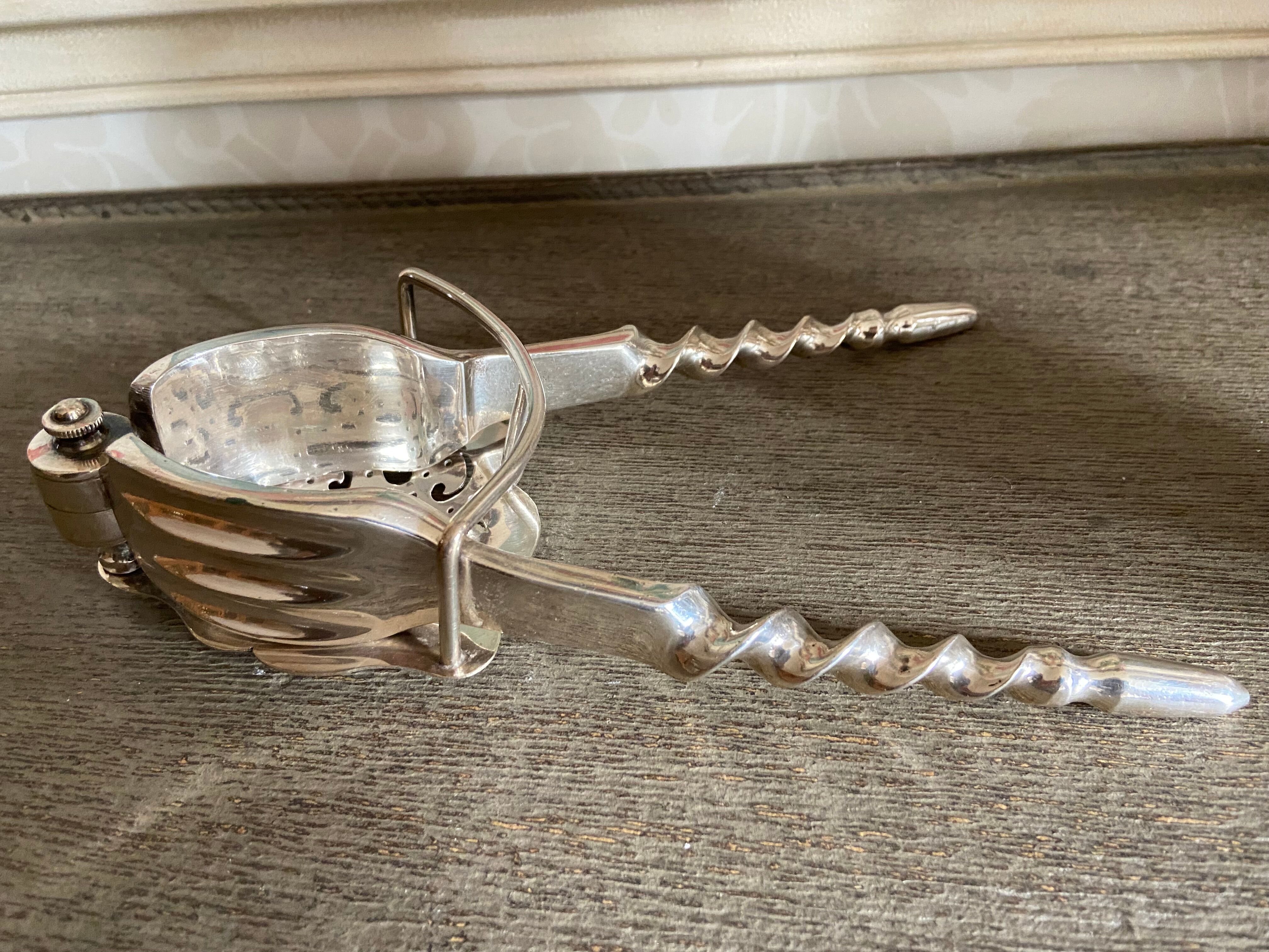 Old lemon silver metal press