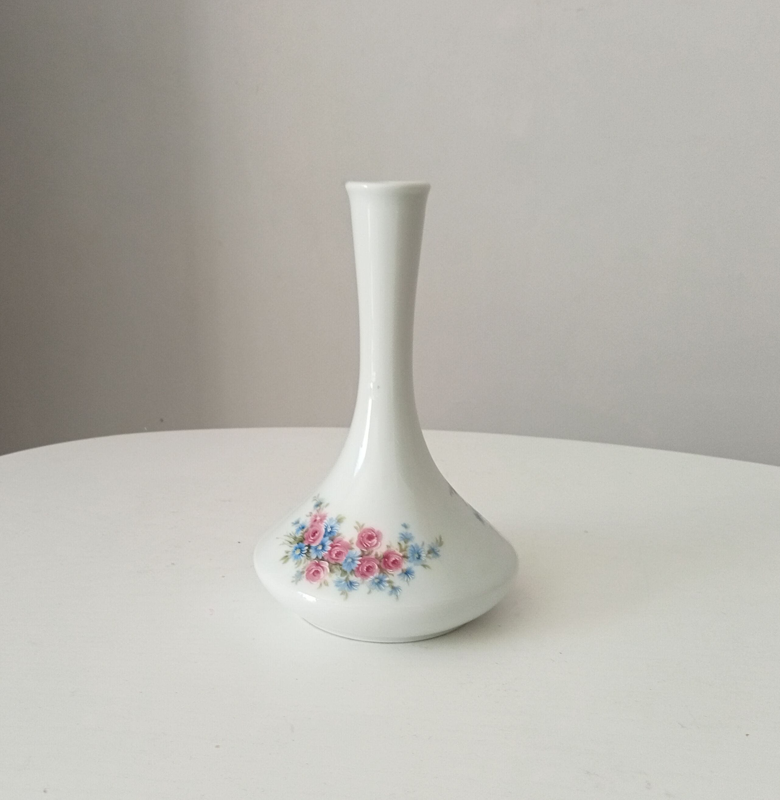 Vintage soliflore in Limoges porcelain