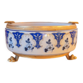 Vide poche en porcelaine et pieds en laiton