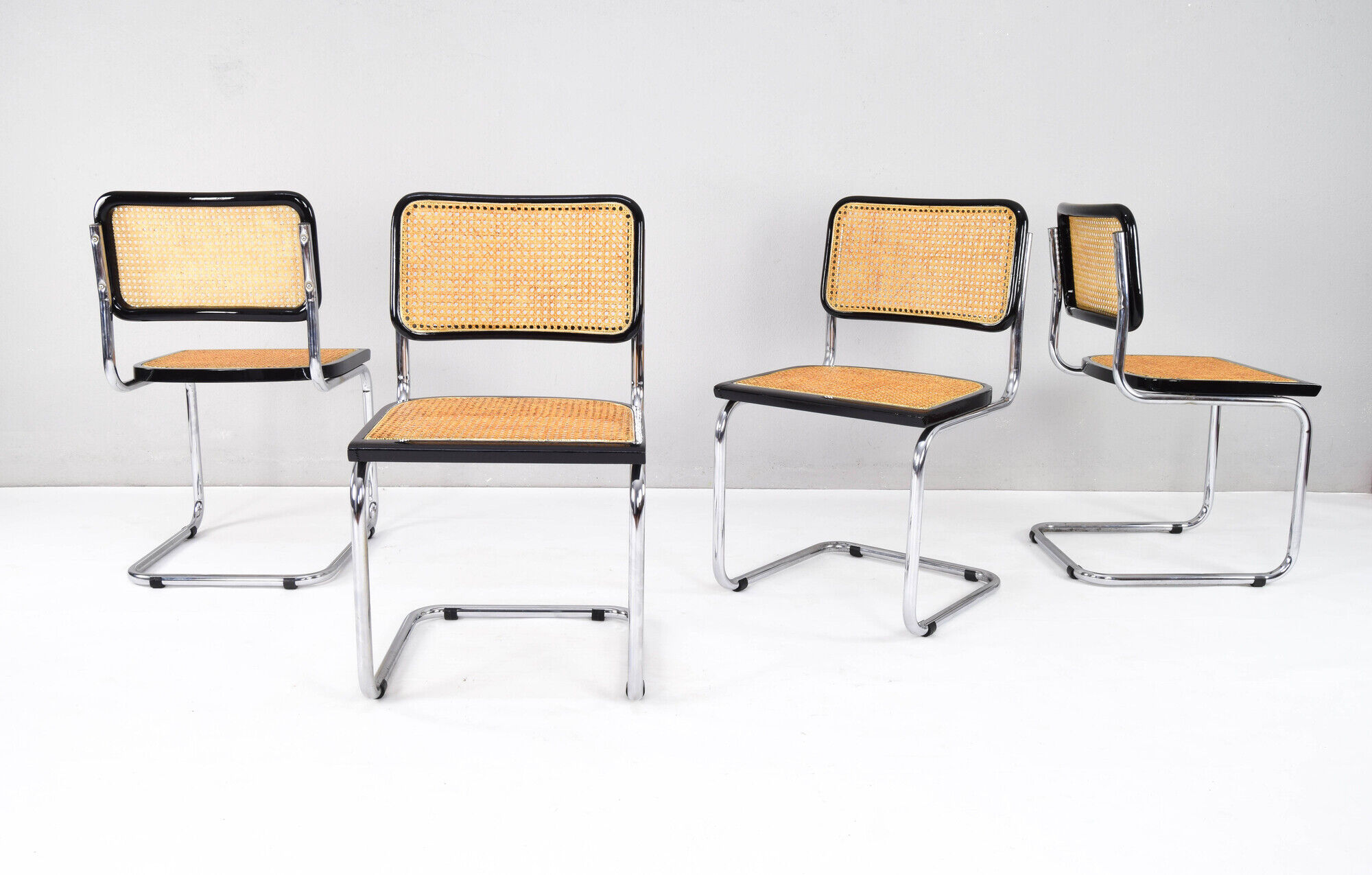 Set of Four Mid-Century Modern Italian Marcel Breuer B32 Cesca Chairs, 70s