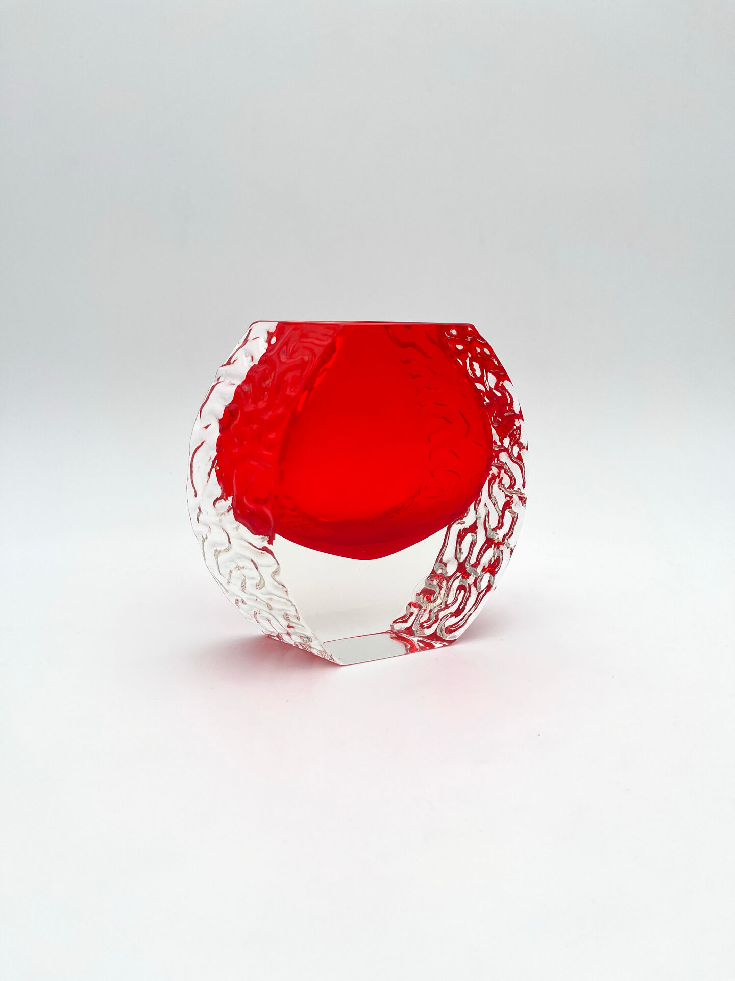 Mandruzzato Murano Vase Sommerso Red Textured Labelled 70s Design