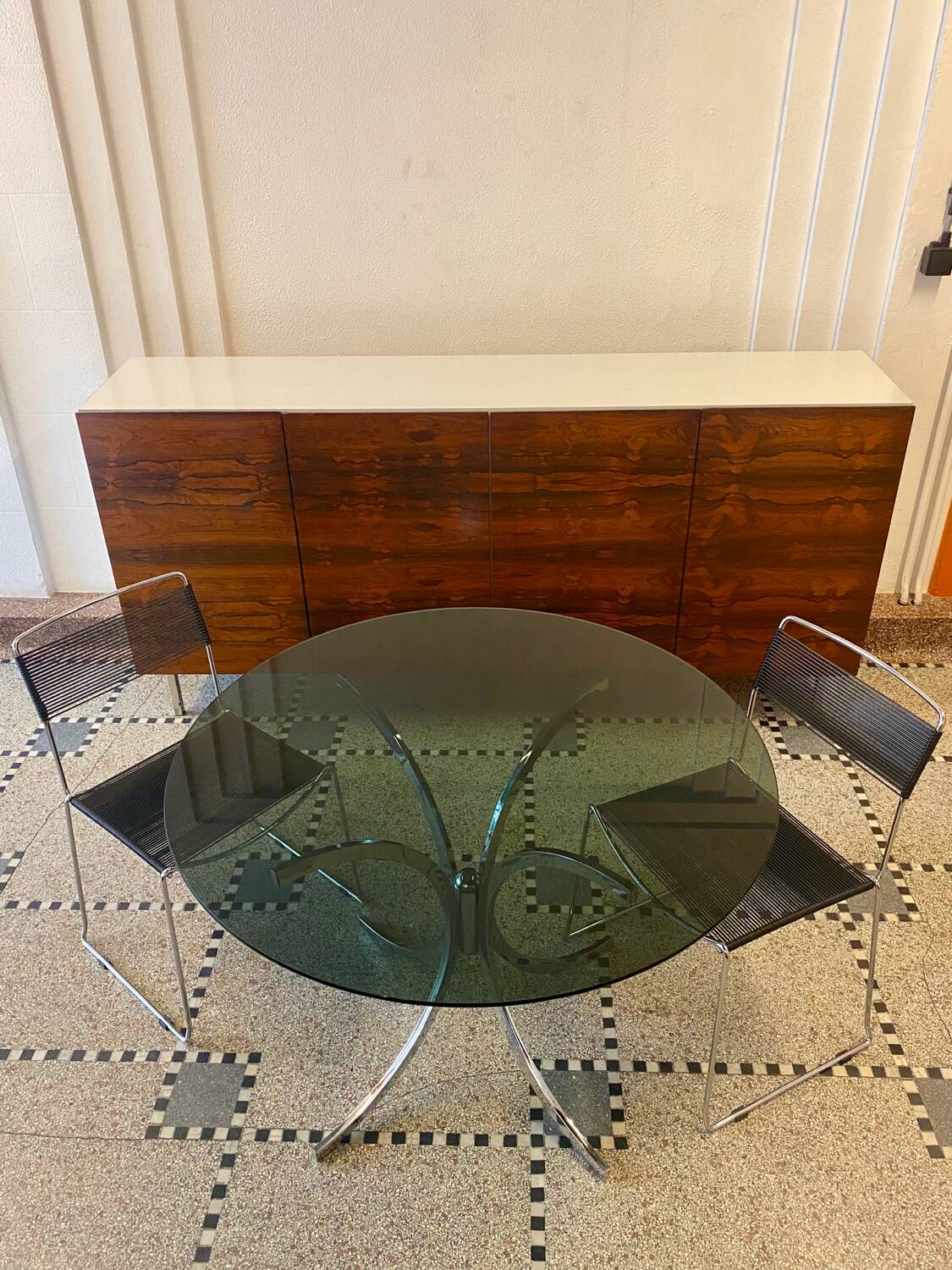 Italian round table in smoked glass 1970 Giotto Stoppino style