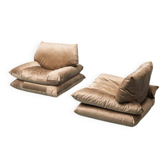 Pair of vintage beige velvet lounge armchairs from the 1970s modernism