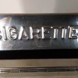 Wall ashtray