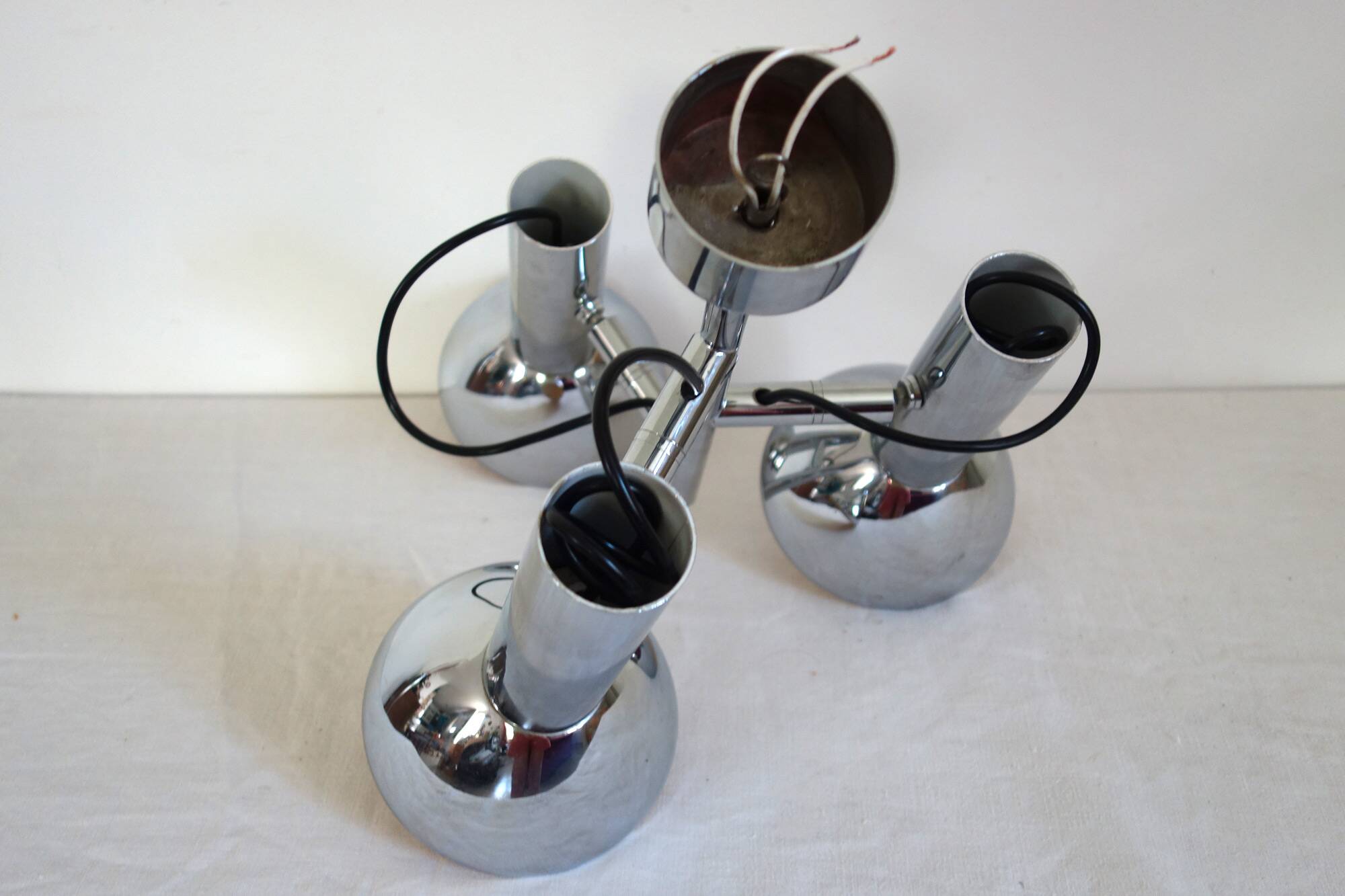 Chrome metal 3-spot chandelier from the 1970s.